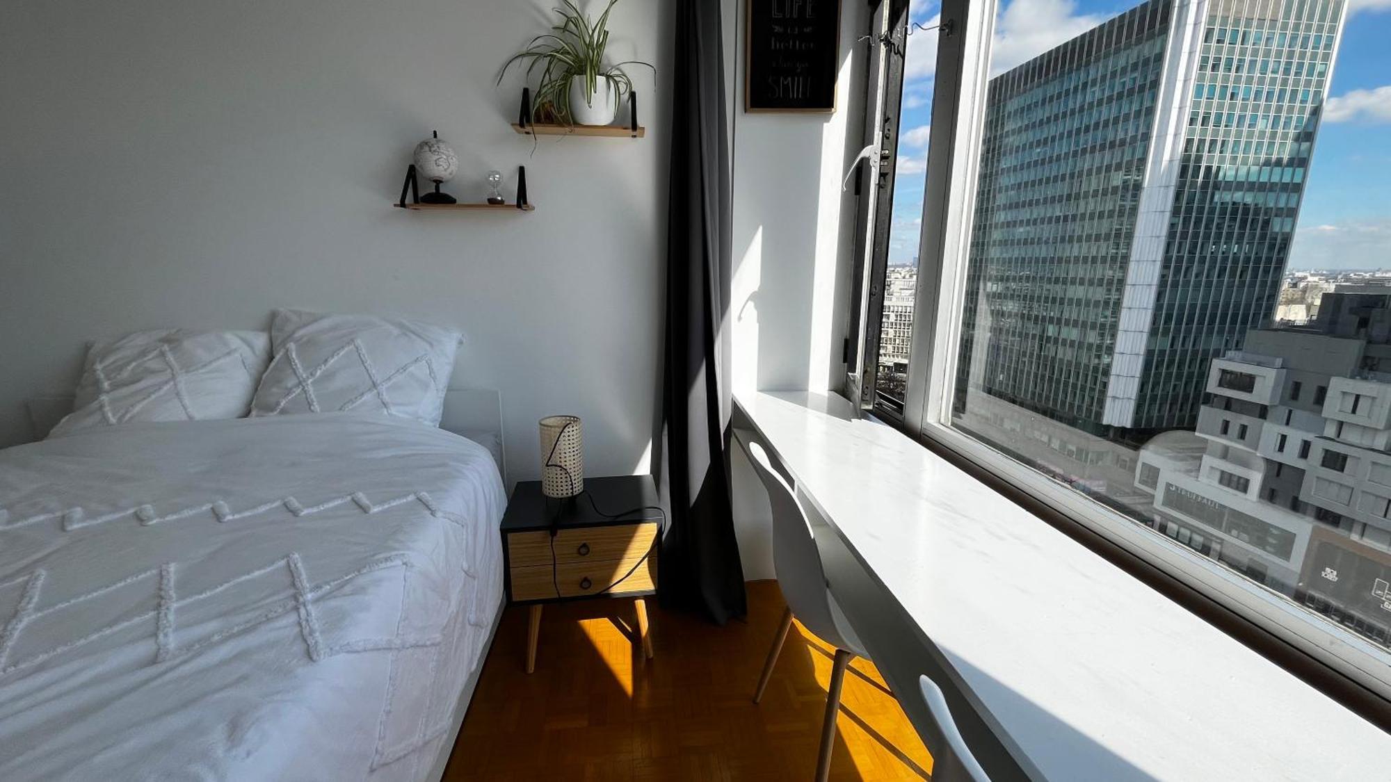 2 Private Bedrooms, Montparnasse Station Париж Экстерьер фото